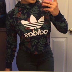 Adidas sweater